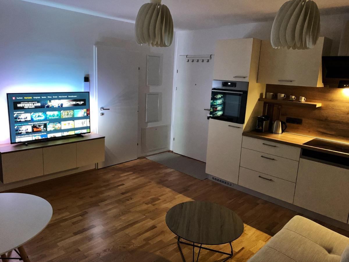 Luma Apartment Near Schoenbrunn With Parking فيينا المظهر الخارجي الصورة