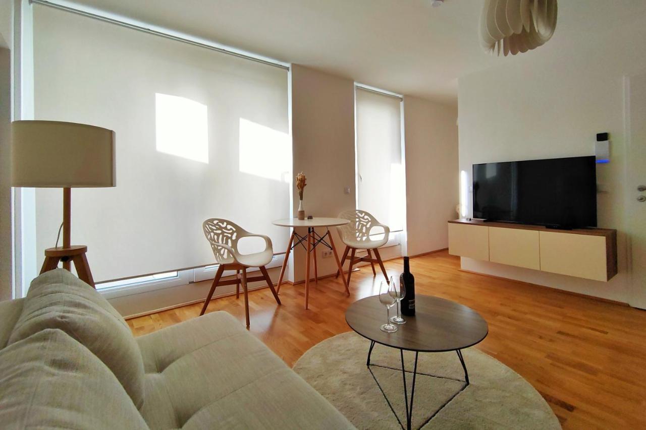 Luma Apartment Near Schoenbrunn With Parking فيينا المظهر الخارجي الصورة
